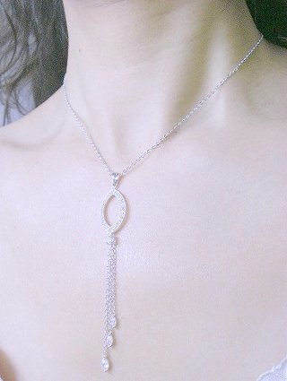 �L���[�r�b�N�W���R�j�A�̃y���_���g