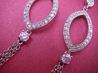 �L���[�r�b�N�W���R�j�A�@�����O�s�A�X