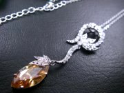 CZ�y���_���g�E�l�b�N���X