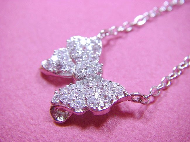 �L���[�r�b�N�W���R�j�A�̃y���_���g�@���{�����`�[�t