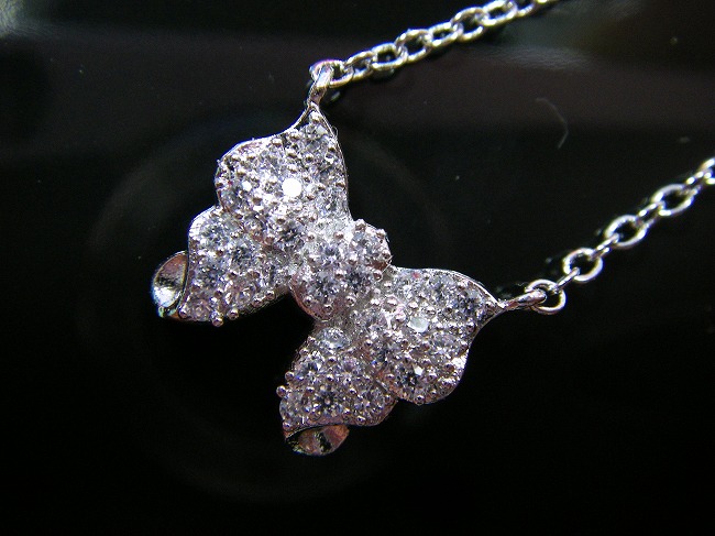 �L���[�r�b�N�W���R�j�A�̃y���_���g�@���{�����`�[�t