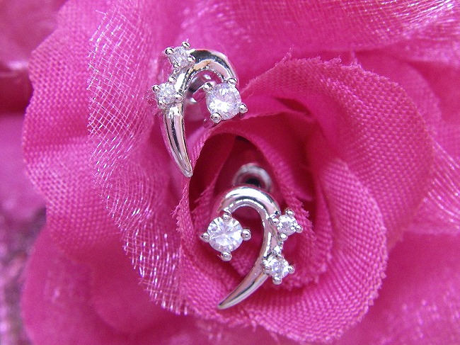 CZ�@�L���[�r�b�N�W���R�j�A�@�C�������O