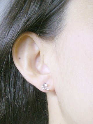 CZ�@�L���[�r�b�N�W���R�j�A�@�C�������O