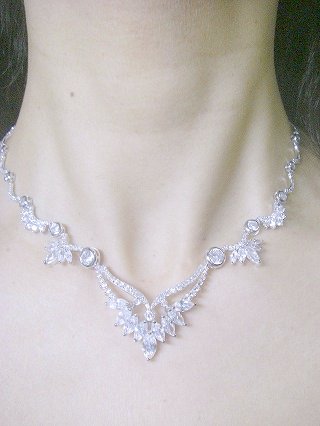 �L���[�r�b�N�W���R�j�A�@�l�b�N���X�@�u���C�_���@�S�[�W���X