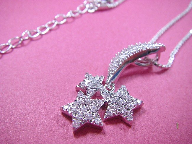 ���[���@�X�^�[�@�y���_���g