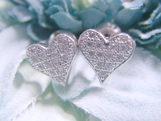 �}�C�N���p���F�@CZ�A�N�Z�T���[�@�L���[�r�b�N�W���R�j�A�@�C�������O�@�n�[�g���`�[�t