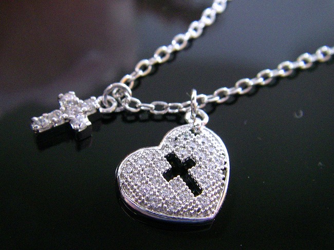 CZ�A�N�Z�T���[�@�y���_���g�@�n�[�g���N���X