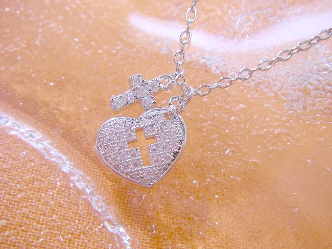 CZ�A�N�Z�T���[�@�y���_���g�@�n�[�g���N���X