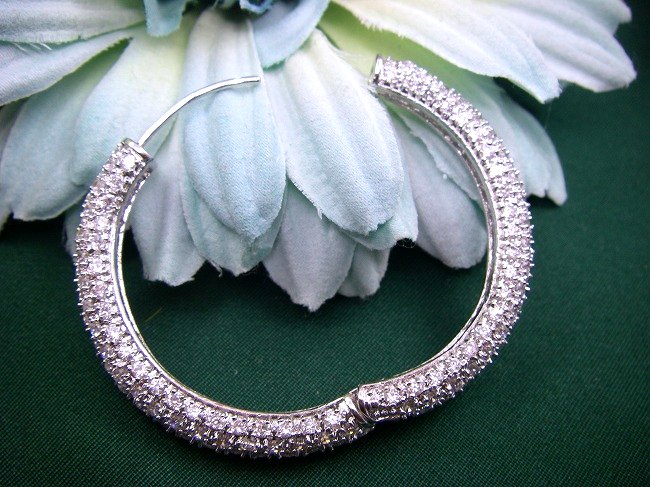 �t�[�v�s�A�X