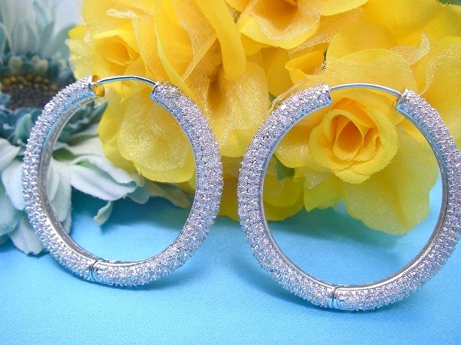 �t�[�v�s�A�X