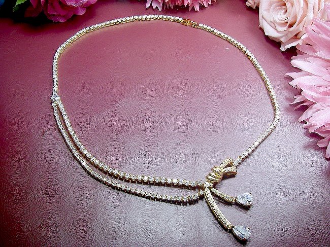 �e�j�X�l�b�N���X�@�L���[�r�b�N�W���R�j�A