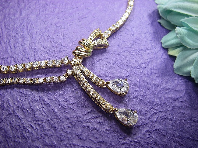 �e�j�X�l�b�N���X�@�L���[�r�b�N�W���R�j�A