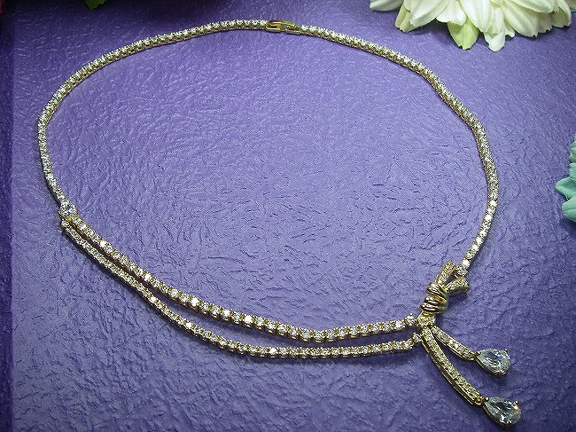 �e�j�X�l�b�N���X�@�L���[�r�b�N�W���R�j�A