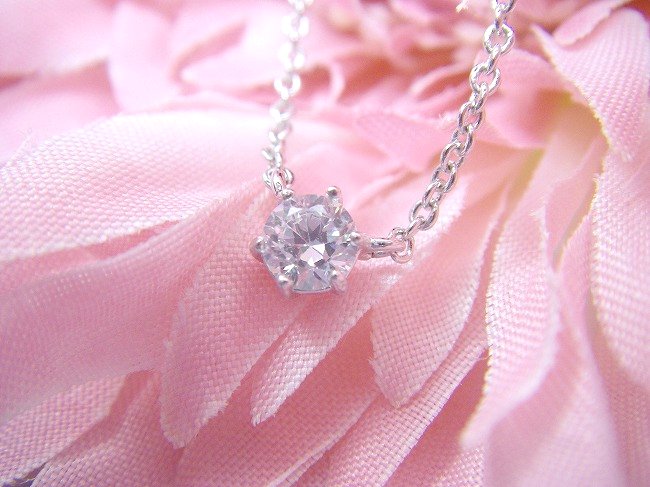 �L���[�r�b�N�W���R�j�A�̃y���_���g�@���E���h�u�����A���g�J�b�g