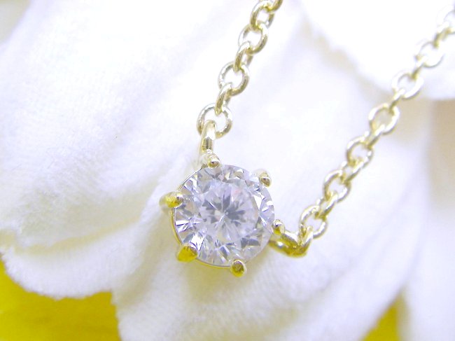 �L���[�r�b�N�W���R�j�A�̃y���_���g�@���E���h�u�����A���g�J�b�g