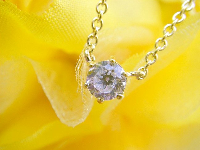 �L���[�r�b�N�W���R�j�A�̃y���_���g�@���E���h�u�����A���g�J�b�g