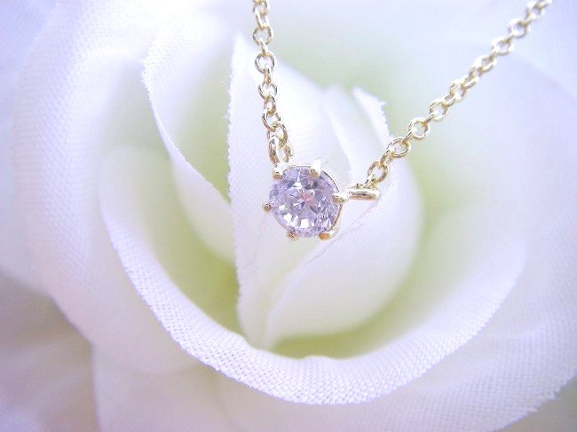 �L���[�r�b�N�W���R�j�A�̃y���_���g�@���E���h�u�����A���g�J�b�g