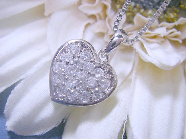 CZ�@�L���[�r�b�N�W���R�j�A�@�y���_���g�@�n�[�g�@�p���F