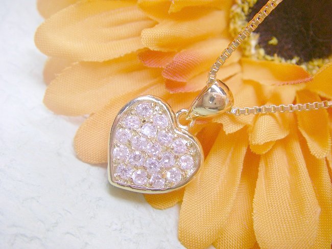 CZ�@�L���[�r�b�N�W���R�j�A�@�y���_���g�@�n�[�g�@�p���F