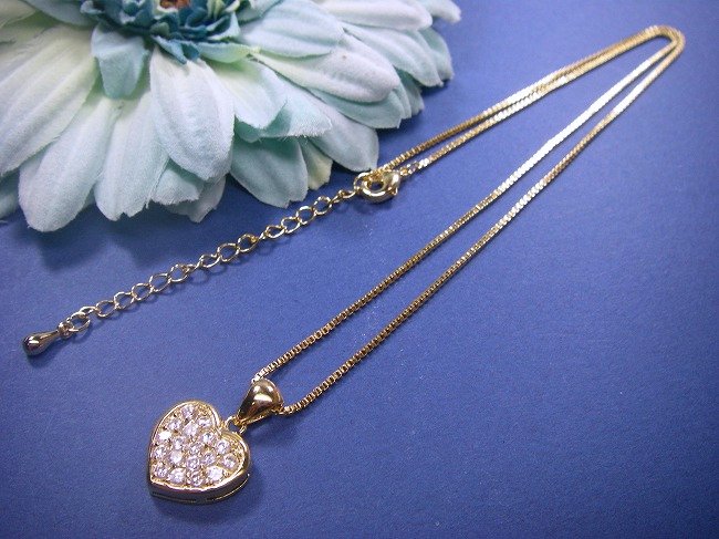 CZ�@�L���[�r�b�N�W���R�j�A�@�y���_���g�@�n�[�g�@�p���F