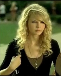 �L�[�i���j���`�[�t�@�y���_���g