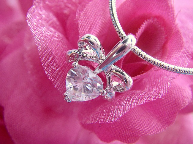 �i�l�t�j�N���[�o�[���L�[�i���j���`�[�t�@�y���_���g