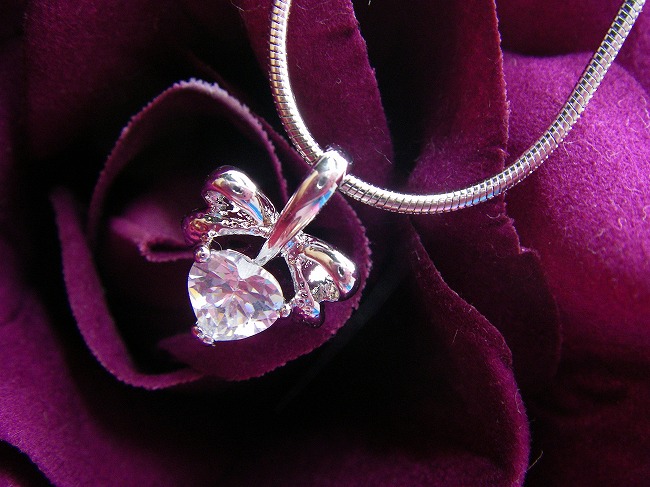 �i�l�t�j�N���[�o�[���L�[�i���j���`�[�t�@�y���_���g