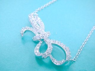 �L���[�r�b�N�W���R�j�A�̃y���_���g�@���{�����`�[�t