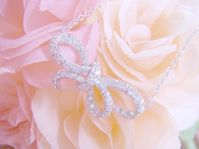 �L���[�r�b�N�W���R�j�A�̃y���_���g�@���{�����`�[�t