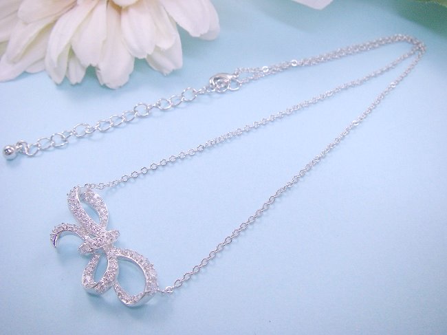 �L���[�r�b�N�W���R�j�A�̃y���_���g�@���{�����`�[�t