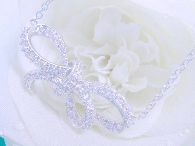 �L���[�r�b�N�W���R�j�A�̃y���_���g�@���{�����`�[�t