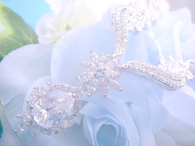 �l�b�N���X