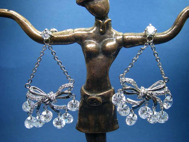 CZ�A�N�Z�T���[�@�L���[�r�b�N�W���R�j�A�@�s�A�X�@���{�����`�[�t