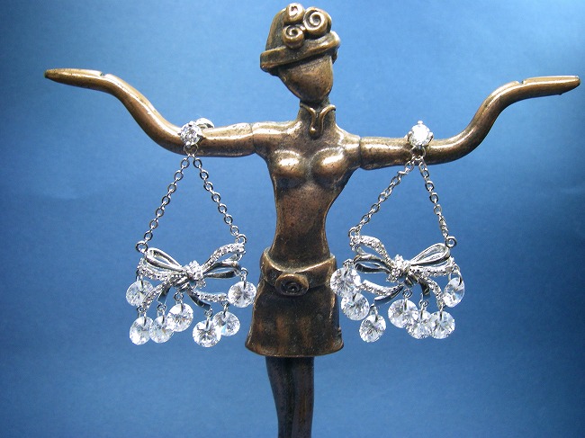 CZ�A�N�Z�T���[�@�L���[�r�b�N�W���R�j�A�@�s�A�X�@���{�����`�[�t