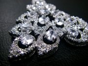 �L���[�r�b�N�W���R�j�A�̃l�b�N���X