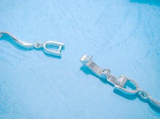 �L���[�r�b�N�W���R�j�A�̃C�������O�A�s�A�X�@CZ�A�N�Z�T���[