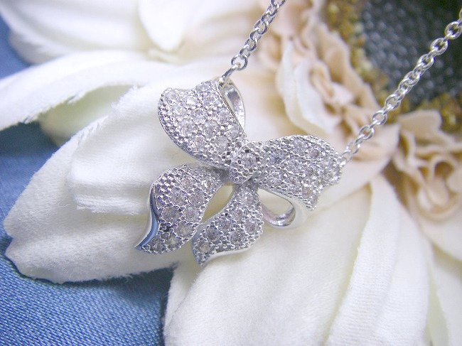 �L���[�r�b�N�W���R�j�A�̃y���_���g�@���{�����`�[�t