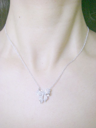 �L���[�r�b�N�W���R�j�A�̃y���_���g�@���{�����`�[�t