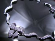 �L���[�r�b�N�W���R�j�A�@���{���@�u���X���b�g