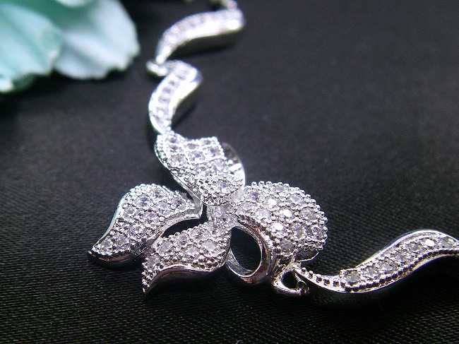 CZ�A�N�Z�T���[�@���{�����`�[�t�@�u���X���b�g