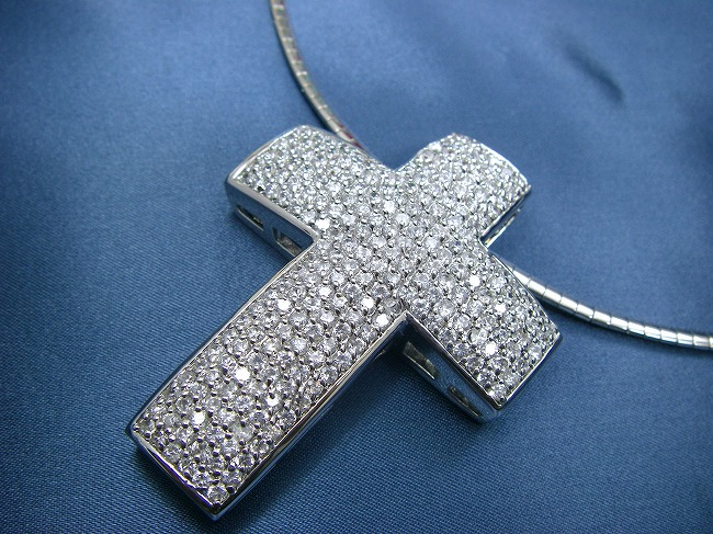 cz�A�N�Z�T���[�@�I���K�E�l�b�N���X �N���X���`�[�t