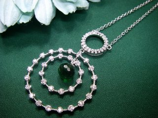 �L���[�r�b�N�W���R�j�A�E�A�N�Z�T���[�@�y���_���g