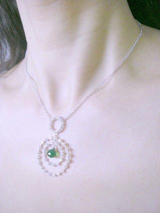 �L���[�r�b�N�W���R�j�A�E�A�N�Z�T���[�@�y���_���g