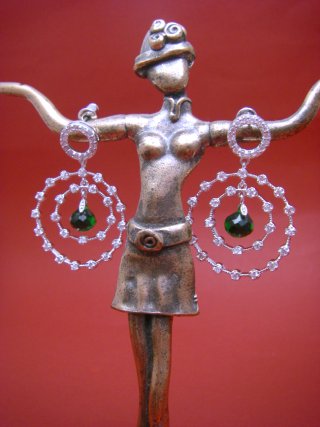 �L���[�r�b�N�W���R�j�A�E�A�N�Z�T���[�@�s�A�X