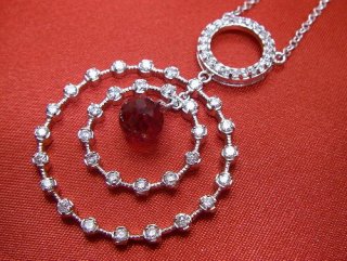 �L���[�r�b�N�W���R�j�A�E�A�N�Z�T���[�@�y���_���g