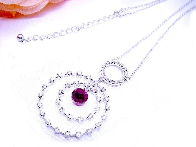 �L���[�r�b�N�W���R�j�A�E�A�N�Z�T���[�@�y���_���g