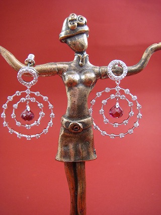 �L���[�r�b�N�W���R�j�A�E�A�N�Z�T���[�@�s�A�X