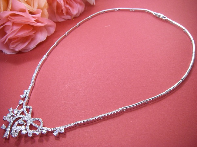 ���{�����`�[�t�@�L���[�r�b�N�W���R�j�A�E�l�b�N���X