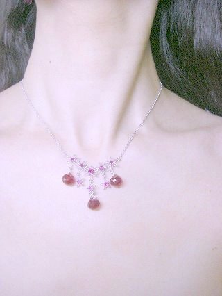 �L���[�r�b�N�W���R�j�A�E�A�N�Z�T���[�@�y���_���g