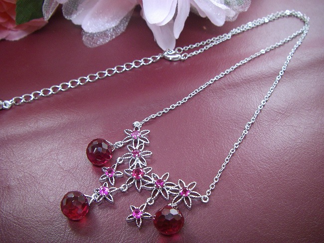 �L���[�r�b�N�W���R�j�A�E�A�N�Z�T���[�@�y���_���g